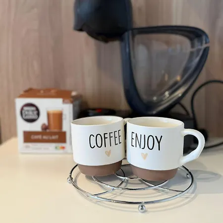 아파트 The Perle Tower Garage Car Park