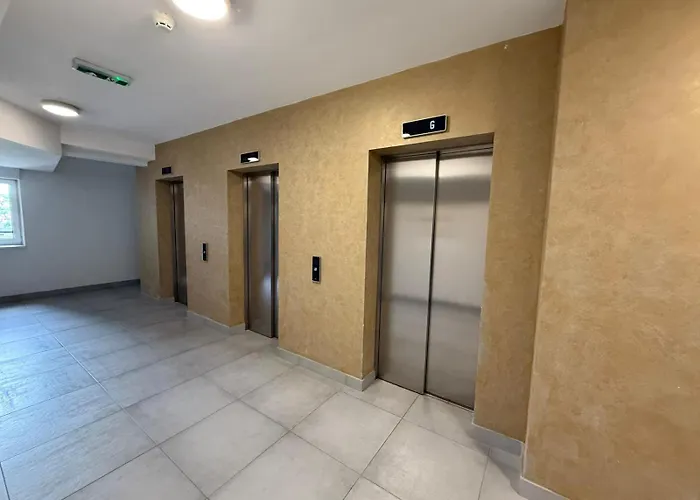 The Perle Tower Garage Car Park Апартаменты