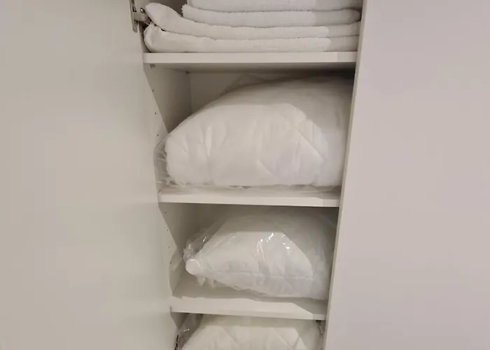 The Perle Tower Garage Car Park Apartman *